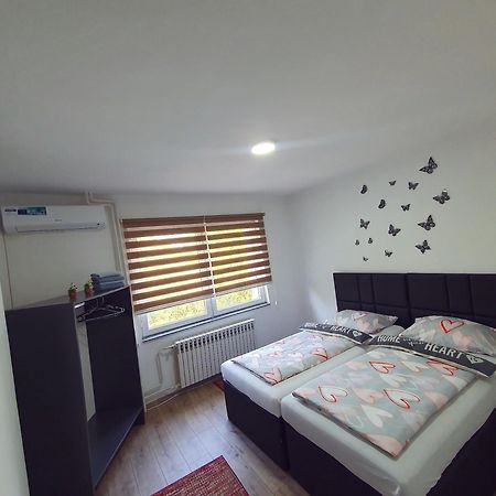 Apartments Arna Visoko Bagian luar foto