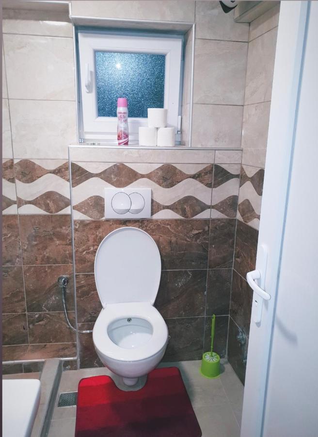 Apartments Arna Visoko Bagian luar foto
