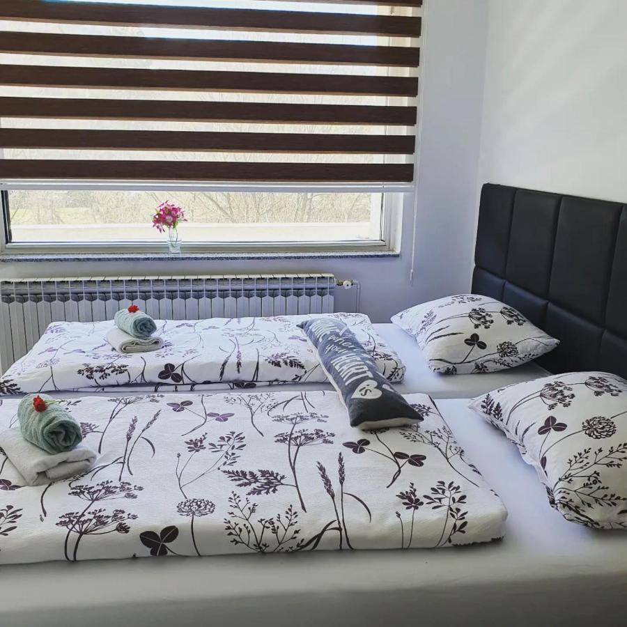 Apartments Arna Visoko Bagian luar foto