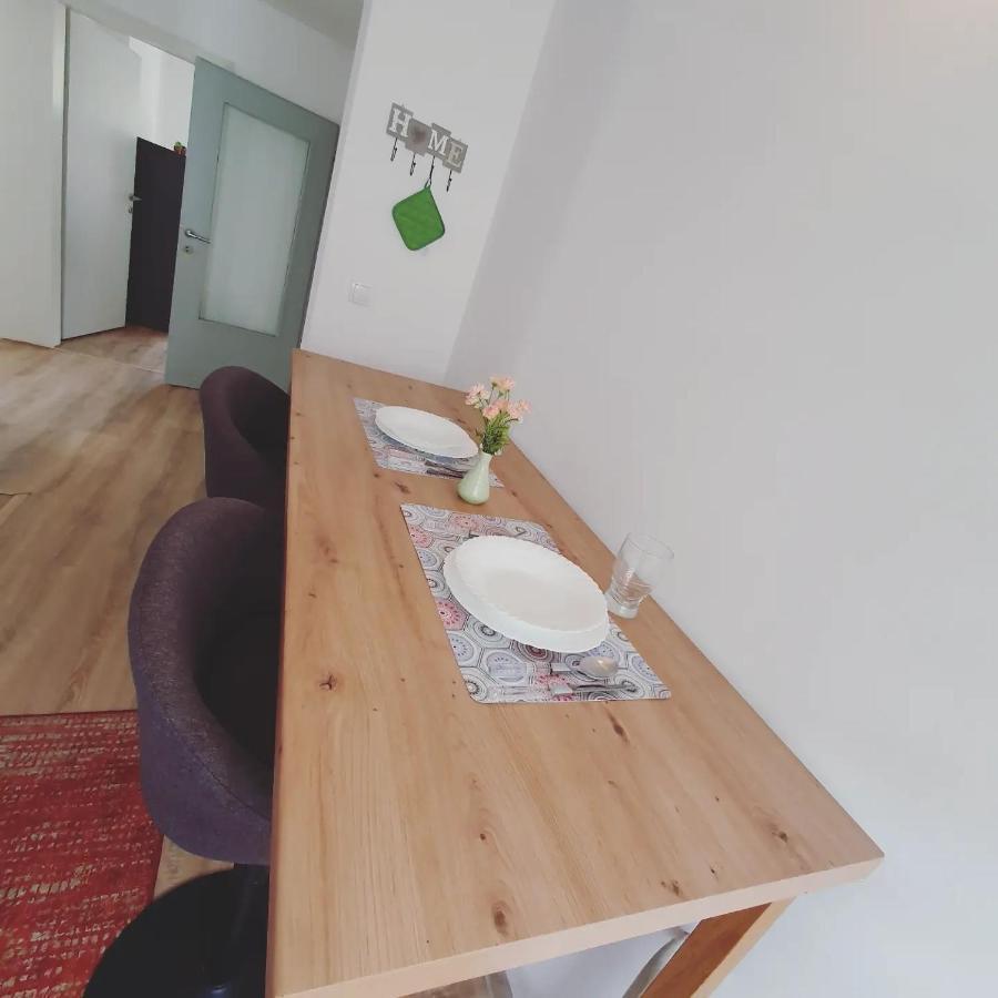 Apartments Arna Visoko Bagian luar foto